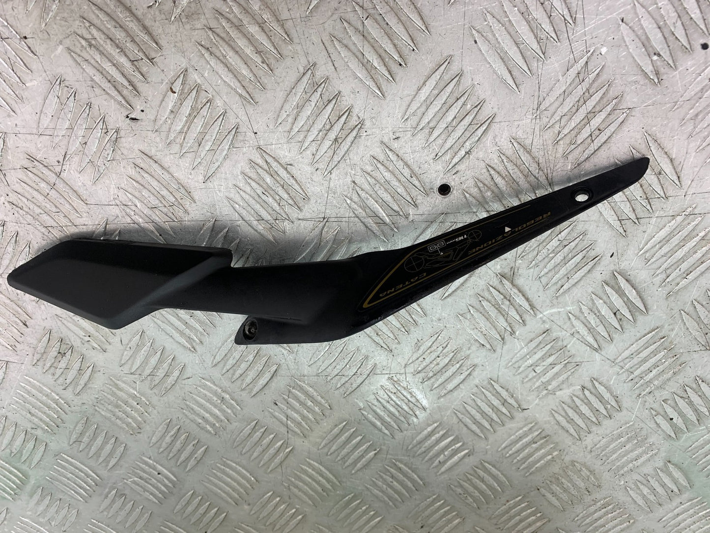 MV AGUSTA 800 F3 CHAIN GUARD  YEAR 2017-2019 (CMB1227)