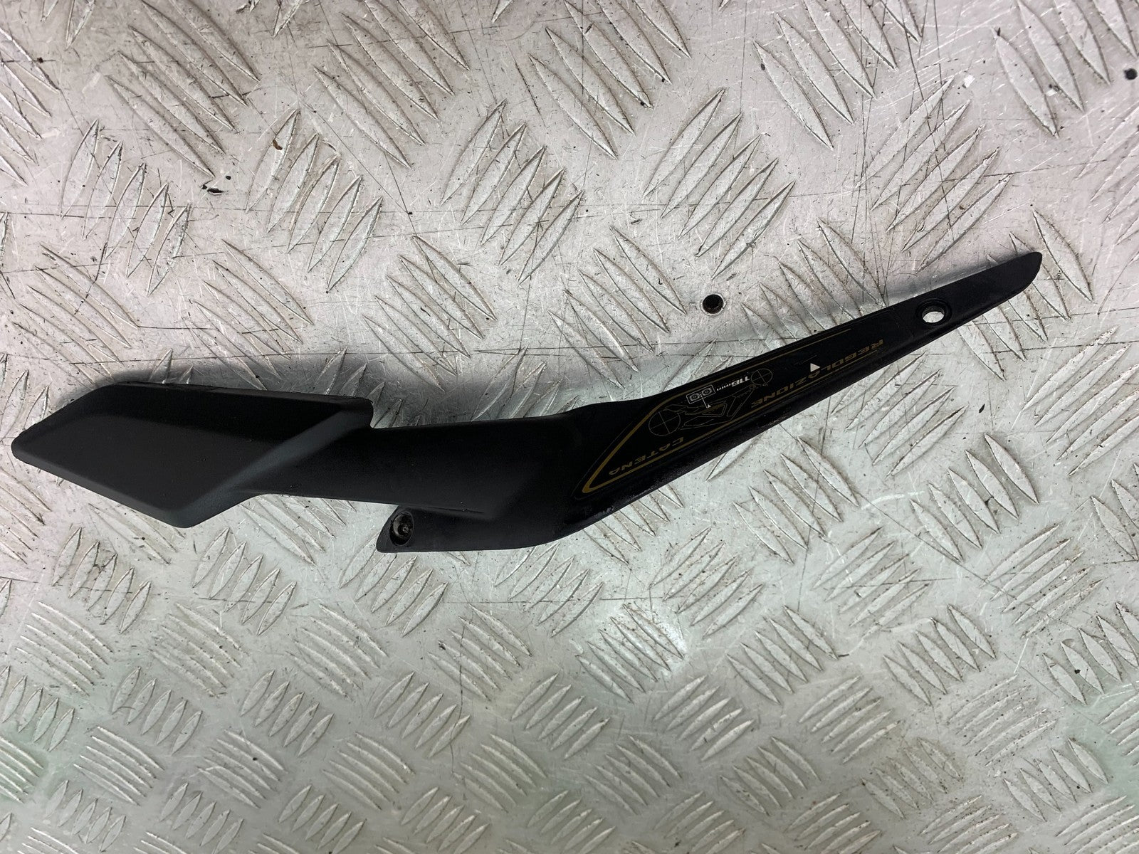 MV AGUSTA 800 F3 CHAIN GUARD  YEAR 2017-2019 (CMB1227)