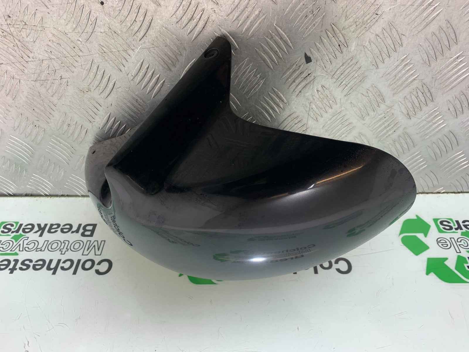 SUZUKI GSXR600 GSXR 600 SRAD FRONT MUDGUARD  YEAR 1997-2000 (CMB1276)