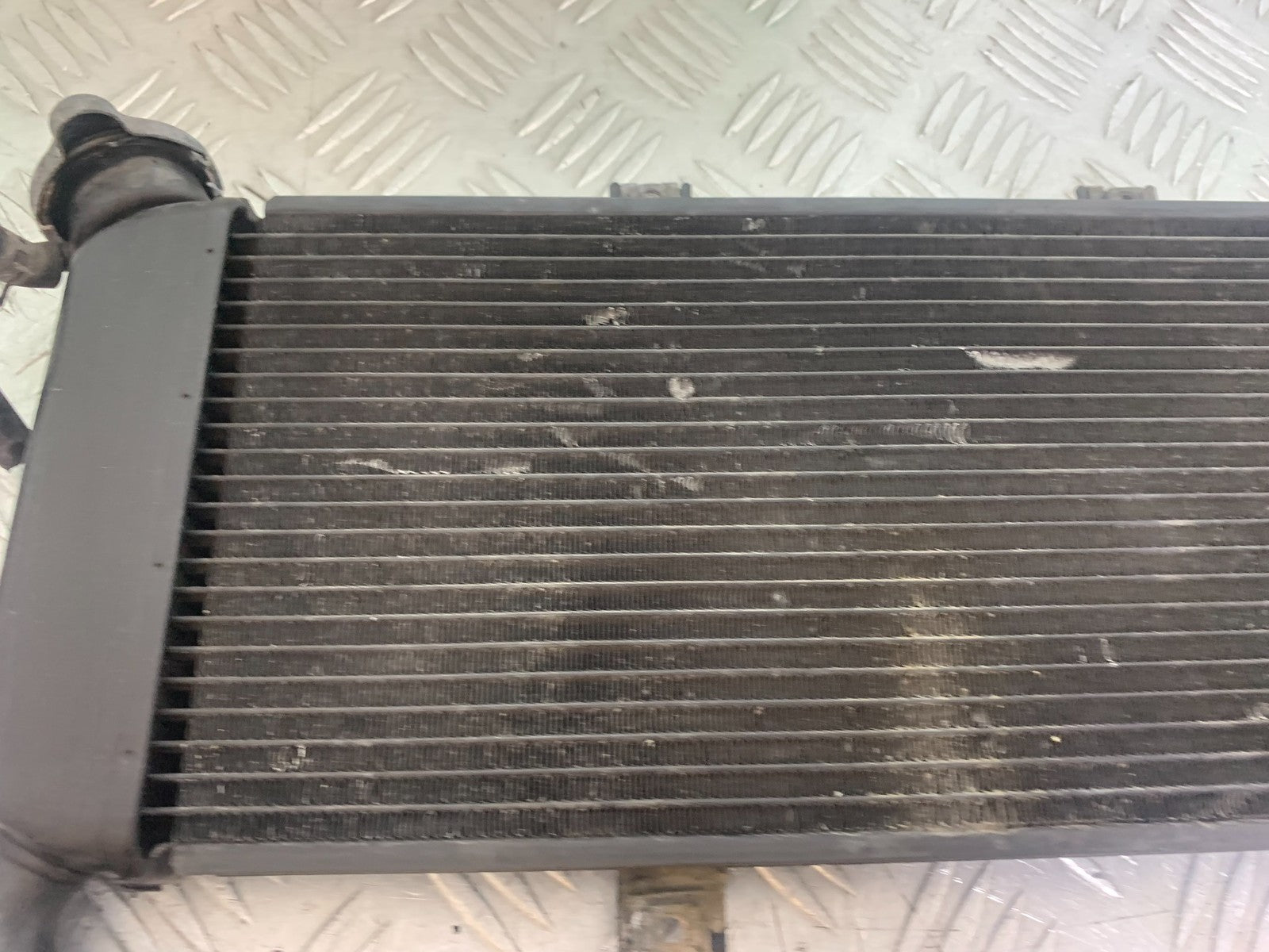 KAWASAKI ER6 N RADIATOR  YEAR 2012-2017 (CMB1324)
