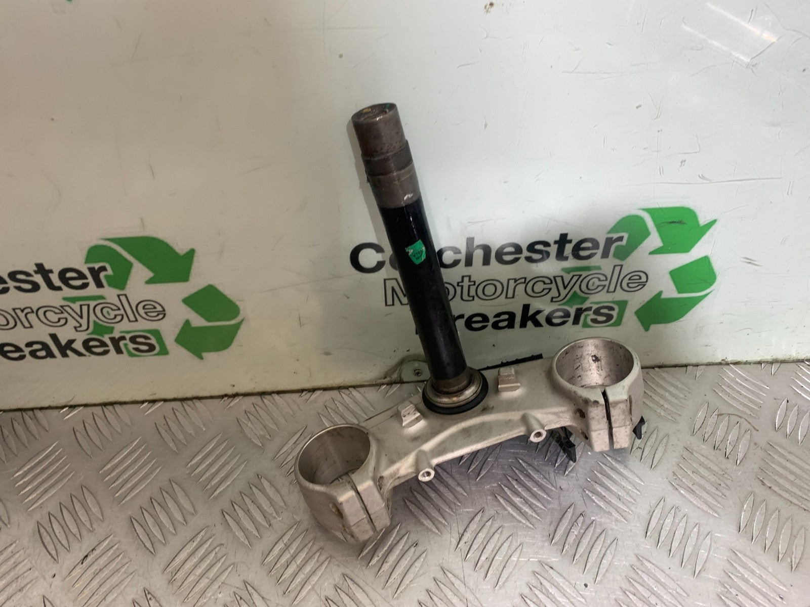 KTM DUKE 125 BOTTOM YOKE  YEAR 2012-2016 (CMB1317)