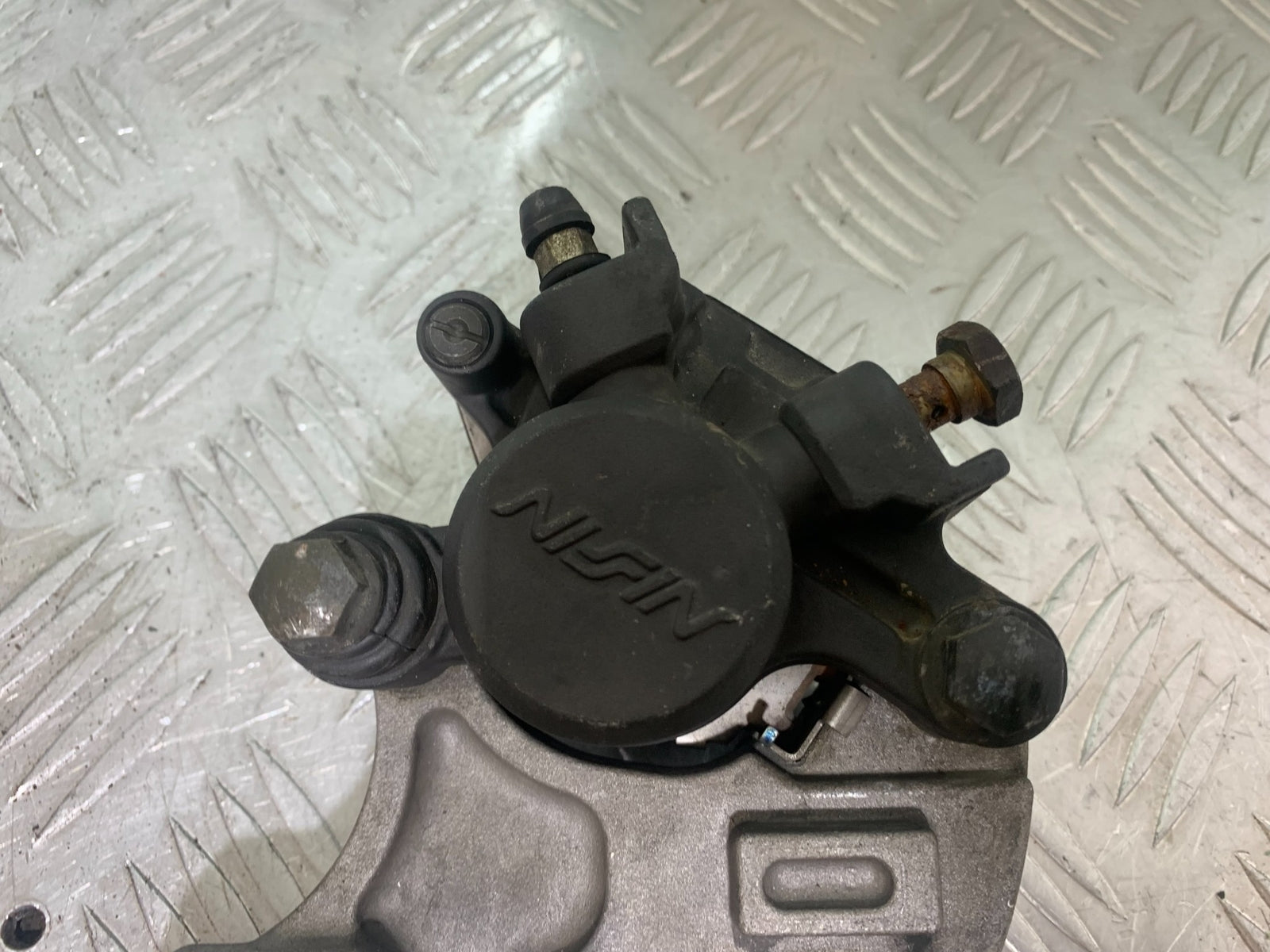 YAMAHA YZF R1 REAR BRAKE CALIPER   YEAR 2004-2006 (CMB1155)
