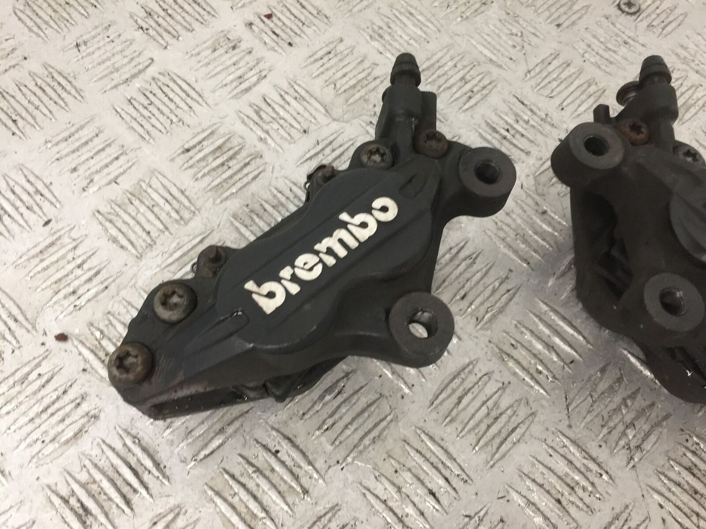 BMW F800 ST FRONT BRAKE CALIPERS  YEAR 2011-2013 (STOCK 886)