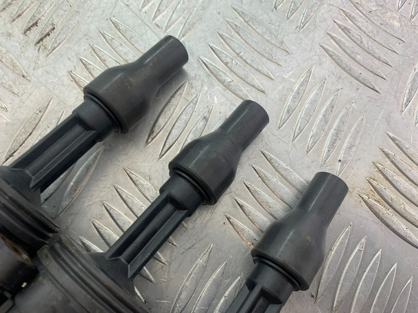 TRIUMPH 955i SPRINT ST COILS  YEAR 1999-2004 (CMB1124)