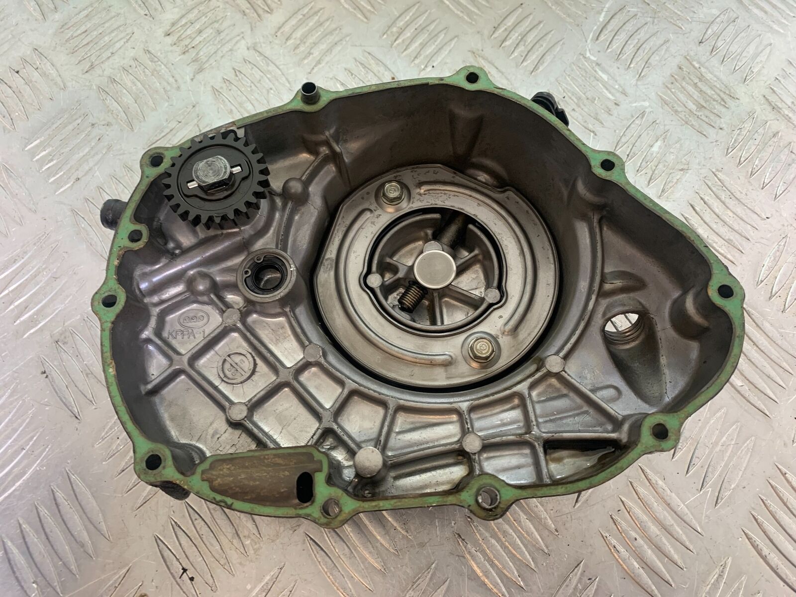 HONDA CBR125 CBR 125 CLUTCH COVER YEAR 2008 - 2010