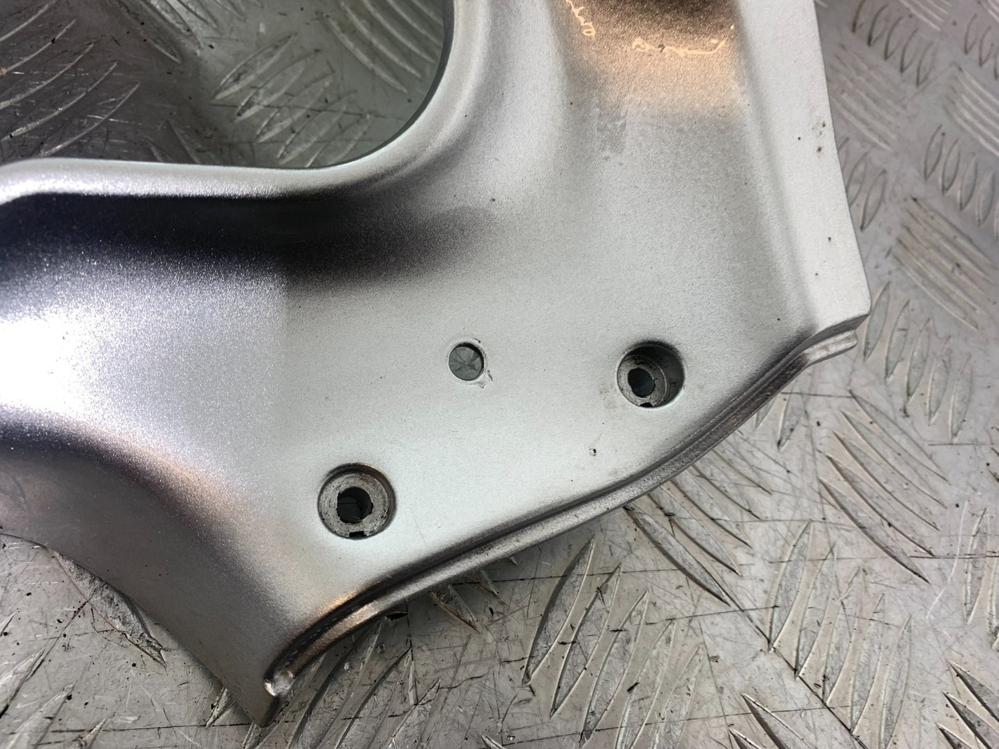 KAWASAKI ZZR1100 D CLOCK SURROUND YEAR 1993-2001 (CMB1289)