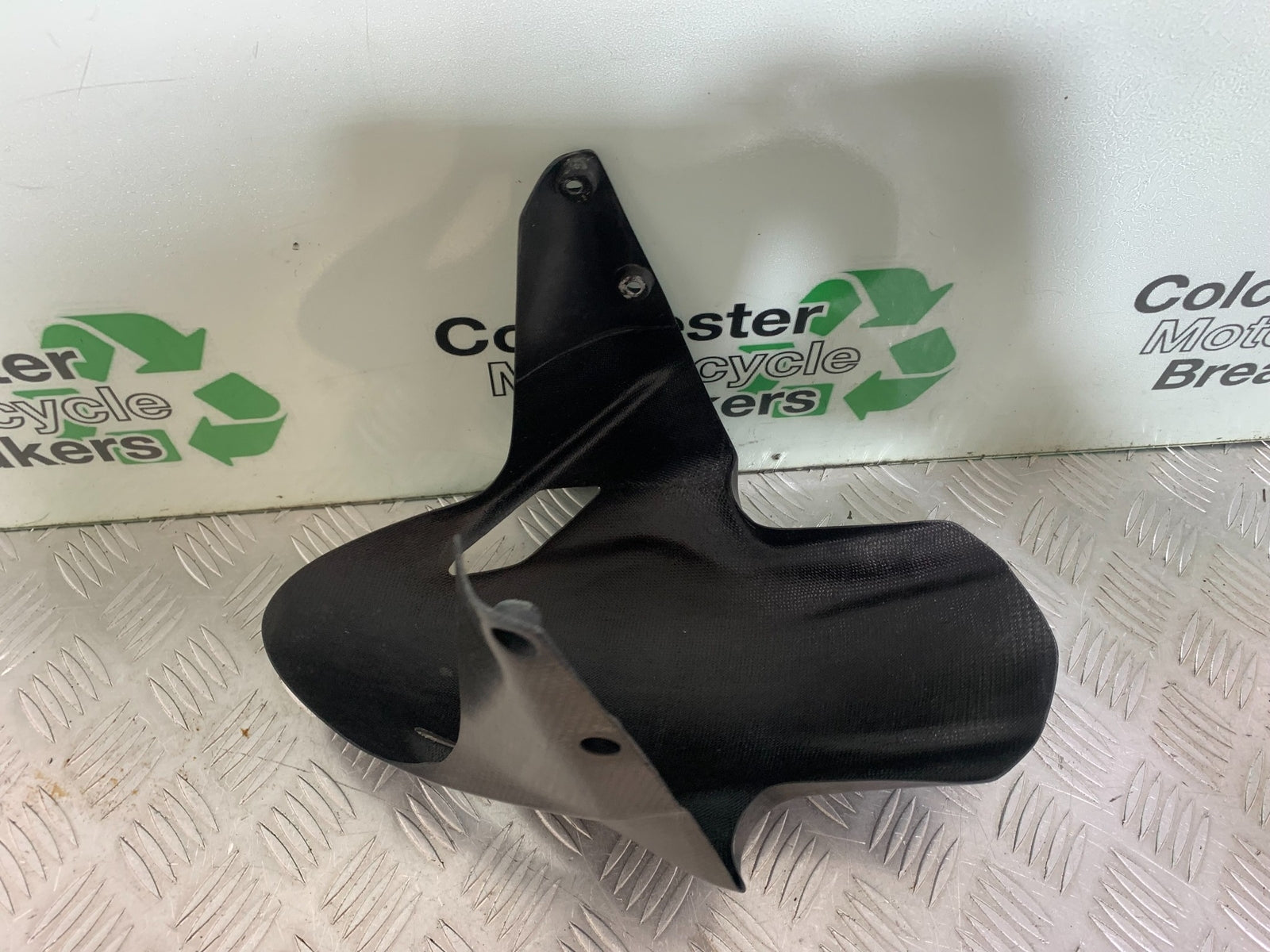 MV AGUSTA 800 F3 CARBON FRONT MUDGUARD  YEAR 2013-2016 (CMB1152)