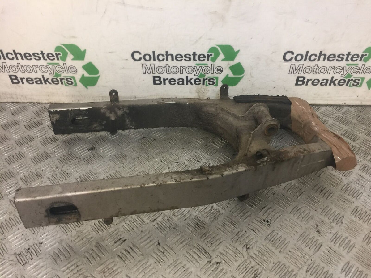 SUZUKI RF600 RF 600 SWINGARM   YEAR 1996 (STOCK 679)