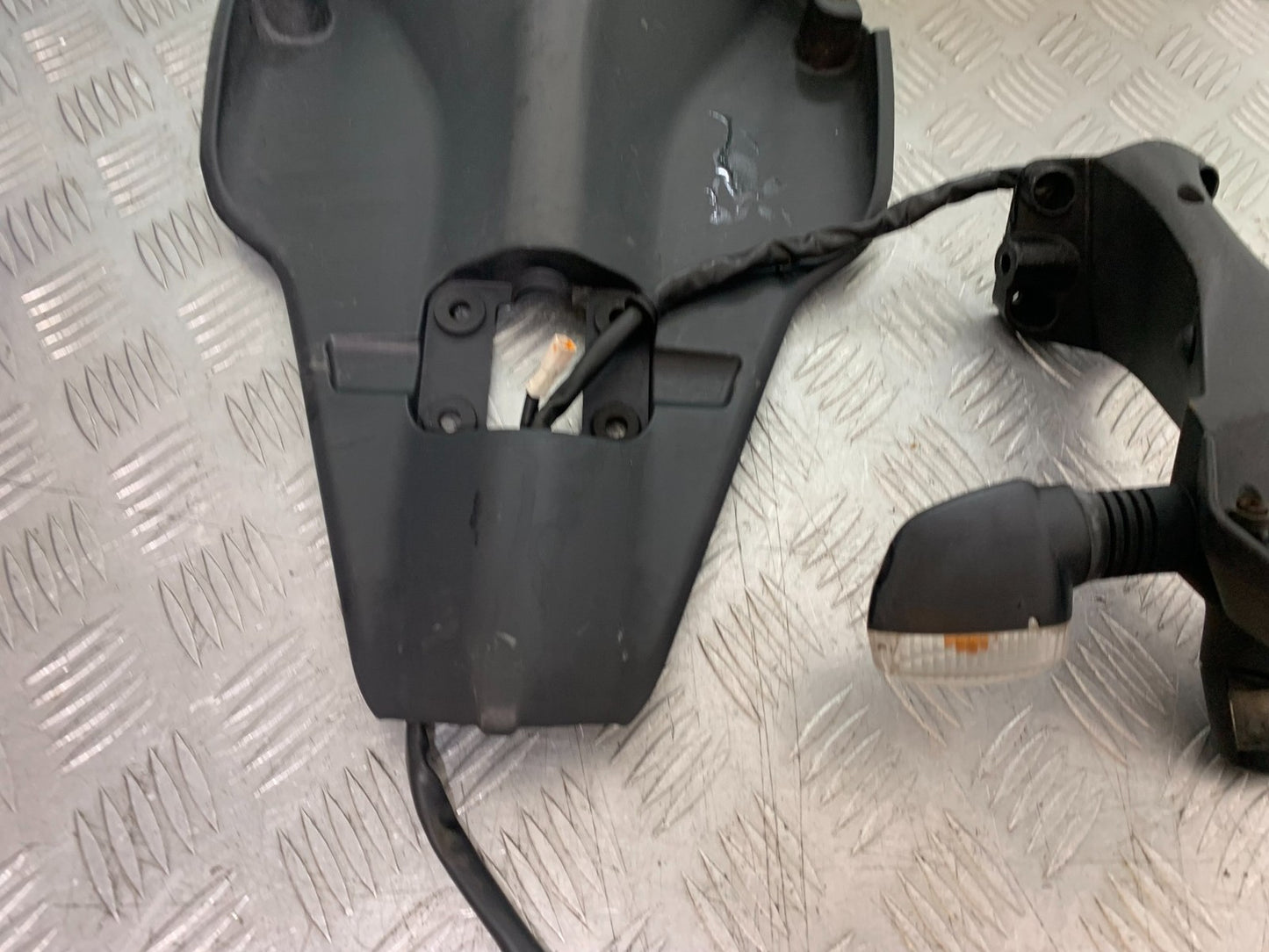 DUCATI 848 UNDERTRAY MUDGUARD INDICATORS YEAR 2008-2010 (CMB1323)