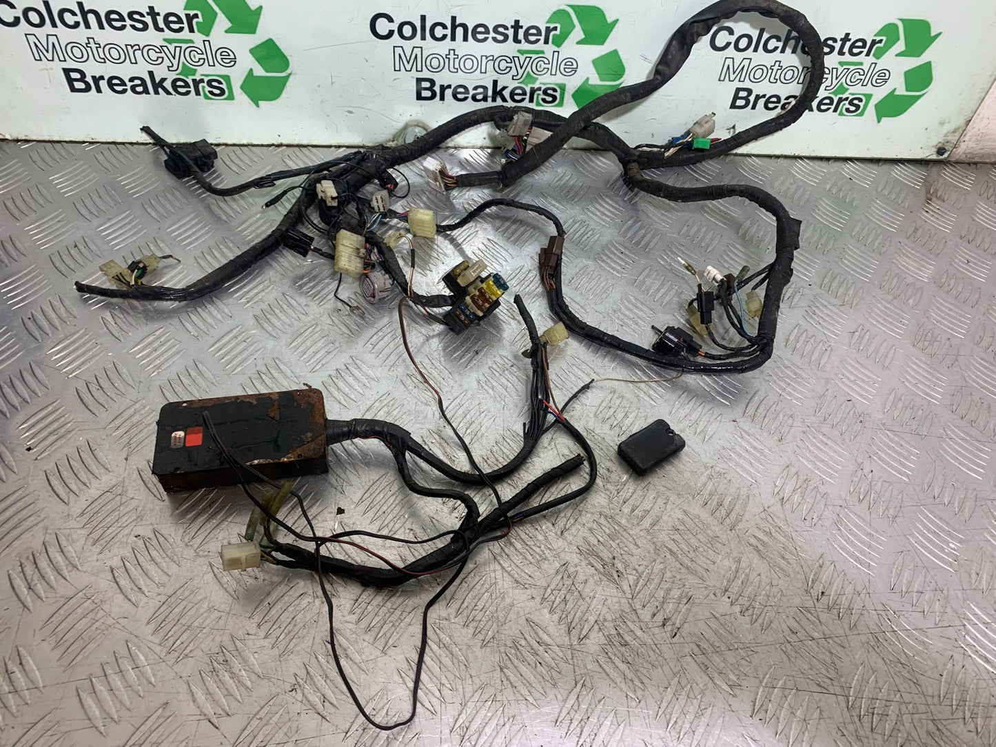 YAMAHA YZF R1 WIRING LOOM (SOLD AS PARTS)  YEAR 1998-99 (CMB1291)