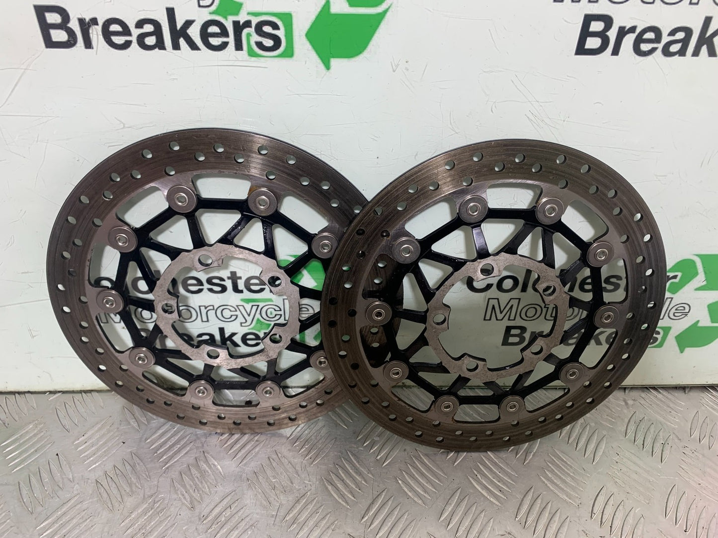 TRIUMPH 675 STREET TRIPLE R FRONT BRAKE DISCS  YEAR 2013 - 2016 (CMB1221)