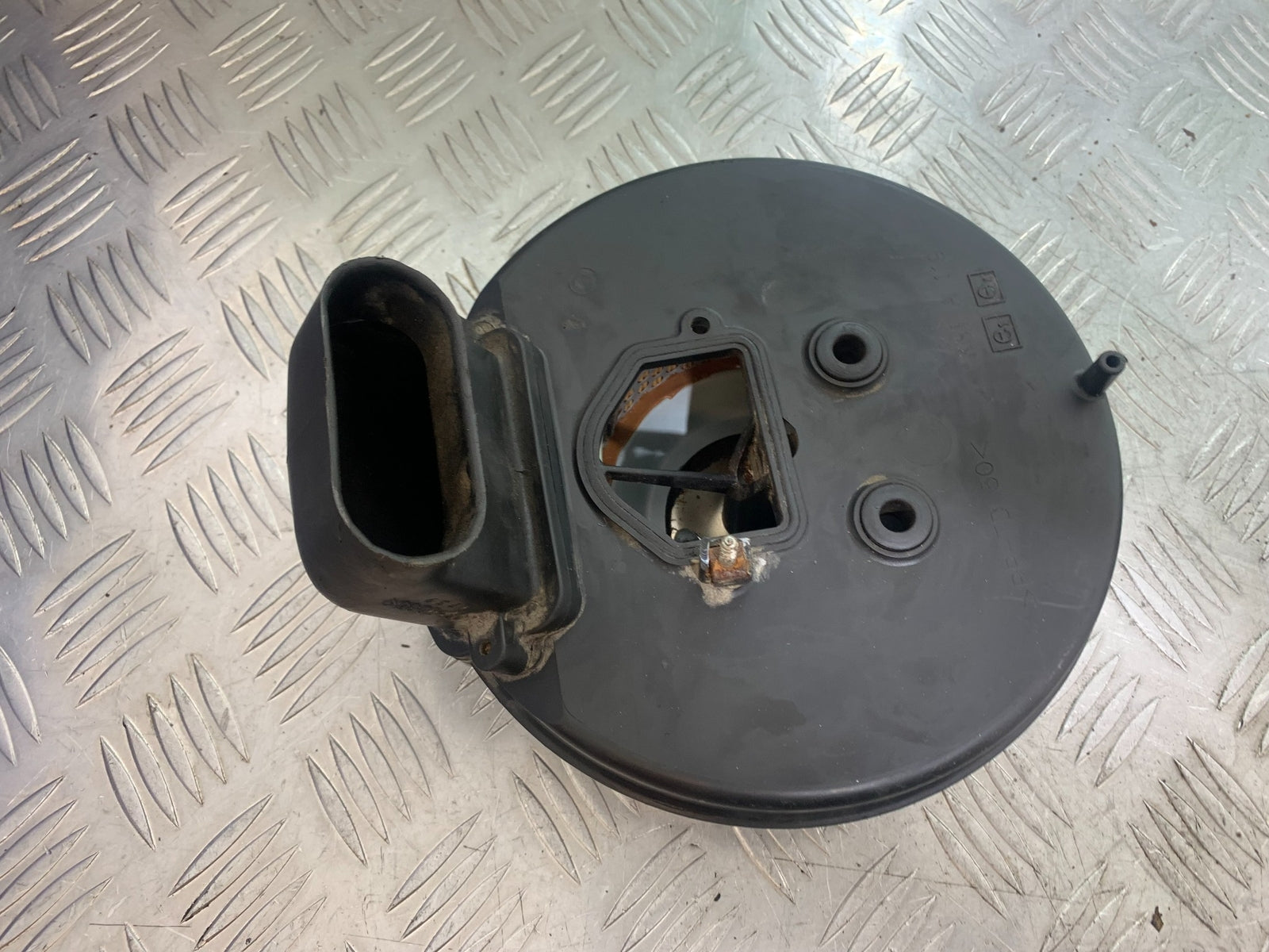 KAWASAKI VN1500 CLASSIC AIRBOX   YEAR 1999 -2006 (CMB1166)
