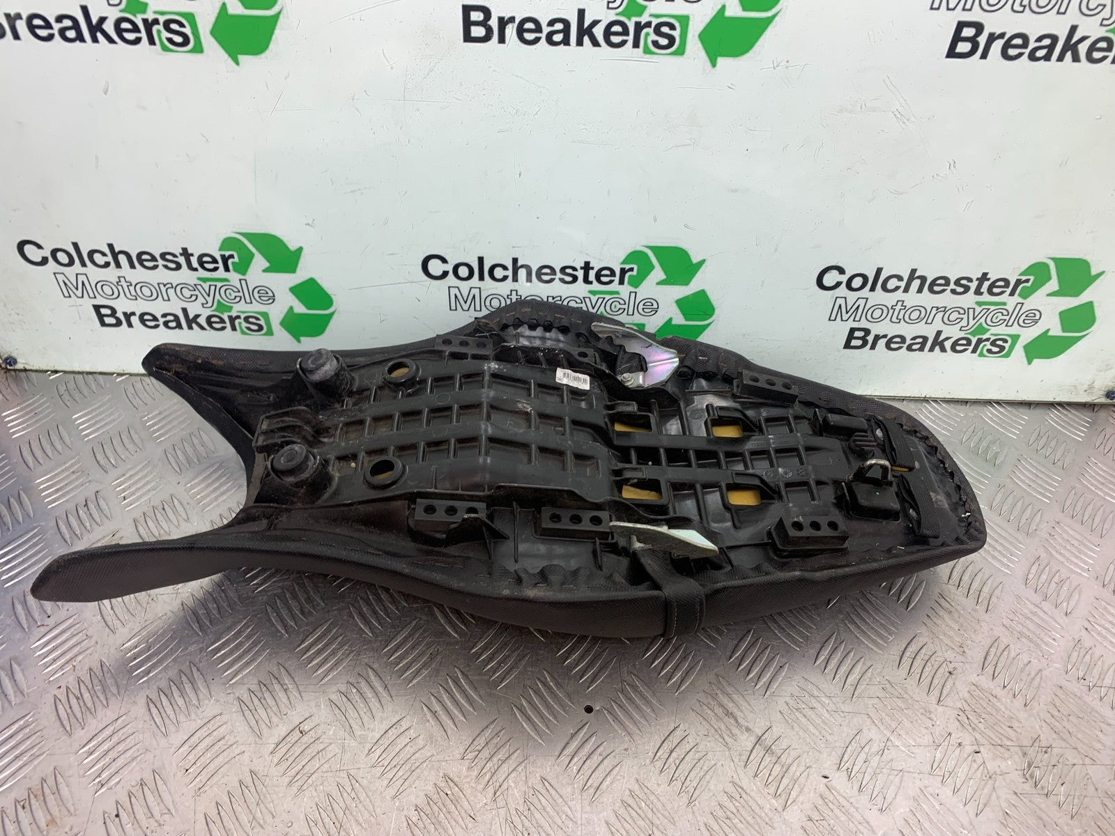 HONDA CB650F CB 650 FA-E SEAT  YEAR 2014-2017 (CMB1226)