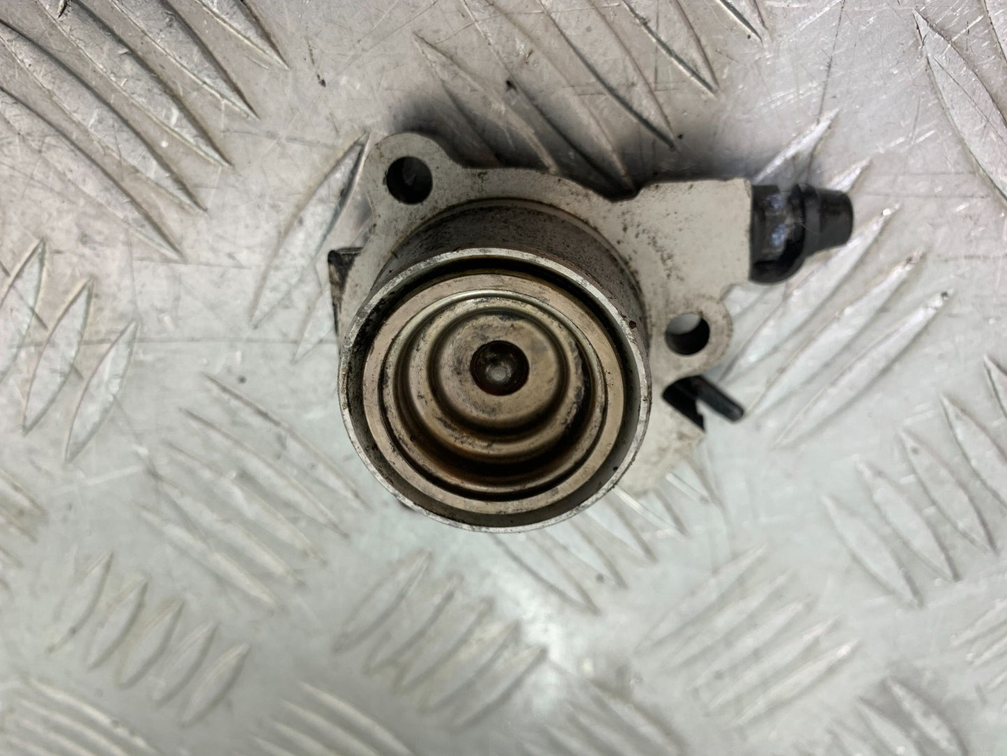 KAWASAKI ZZR1100 D CLUTCH SLAVE CYLINDER   YEAR 1993-2001 (CMB1189)
