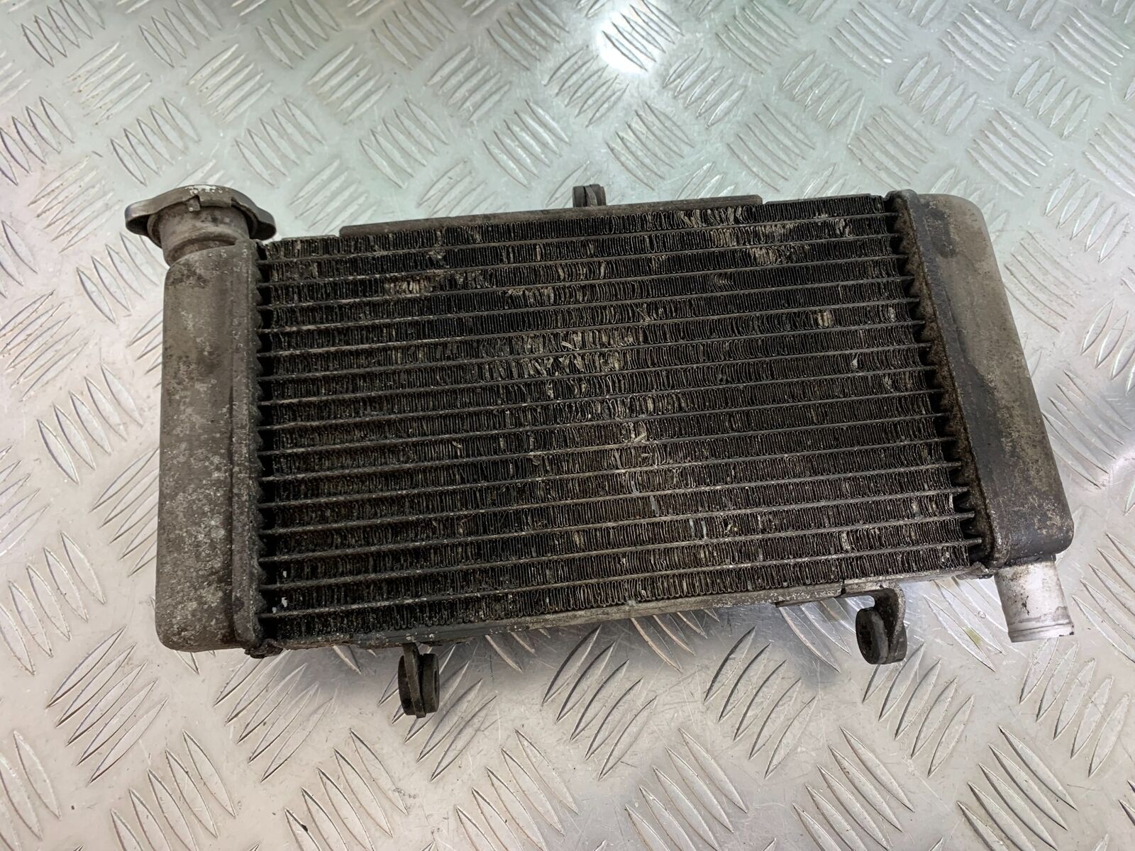 HONDA CBR500R CBR 500 R RADIATOR AND FAN   YEAR 2012-16 (CMB1048)
