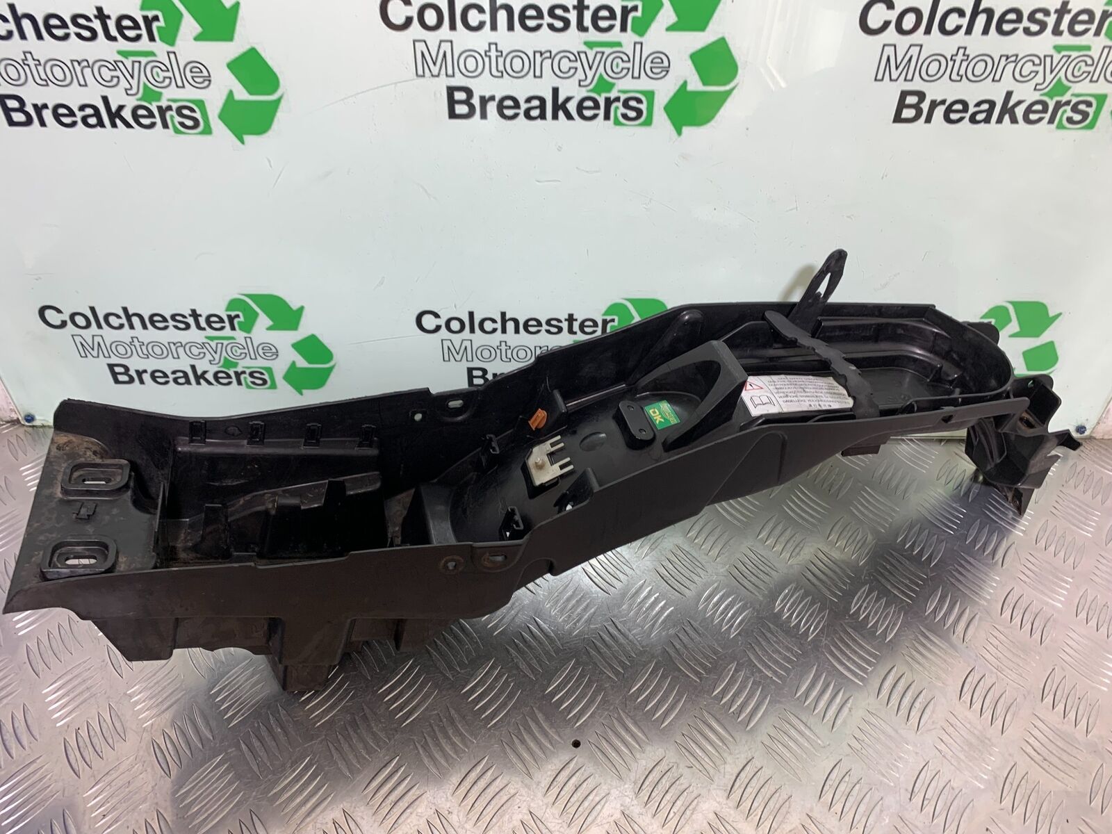 TRIUMPH TIGER 1200 EXPLORER UNDERTRAY YEAR  2012-2015 (STOCK 992)