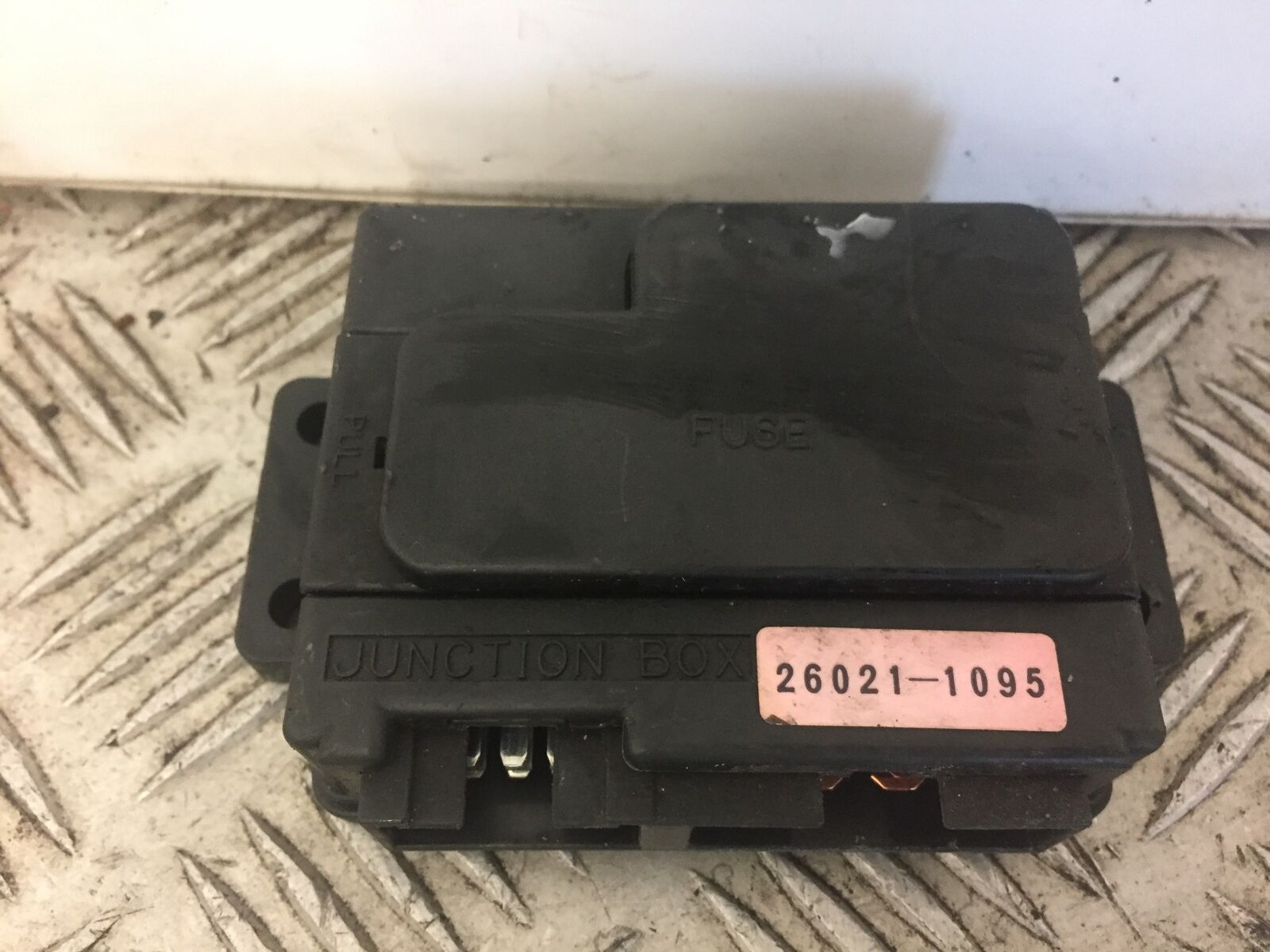 KAWASAKI ZX6R ZX6 J FUSE BOX  YEAR 2000