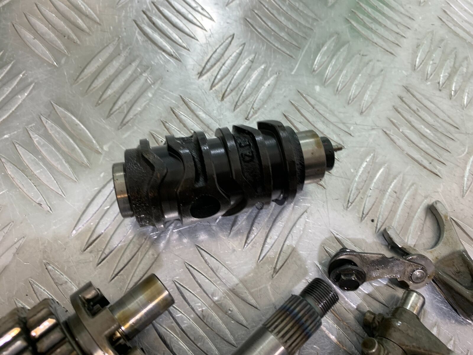 HONDA CBR125 CBR 125 GEARBOX YEAR 2004-06  (CMB1040)