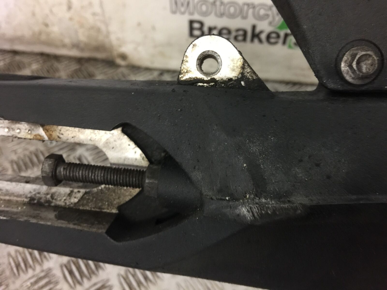 TRIUMPH TIGER 800 XCX SWINGARM    2018-2021 (STOCK 548)