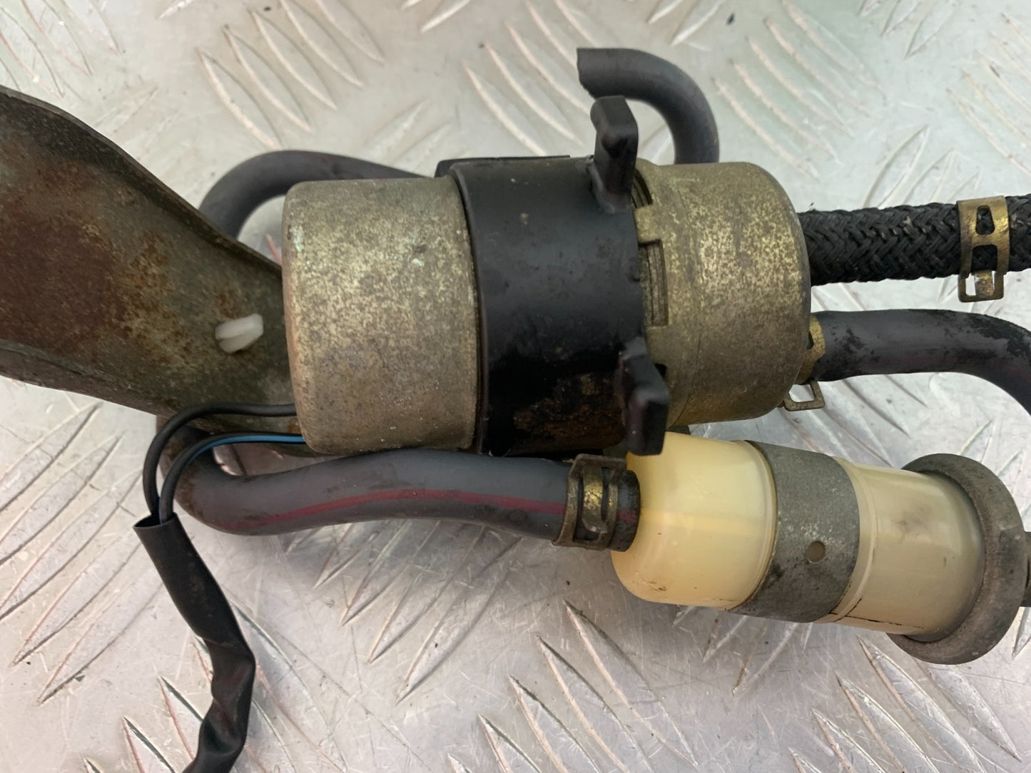 YAMAHA XJ600 XJ 600 DIVERSION PETROL PUMP  1998-2000 (CMB1191)