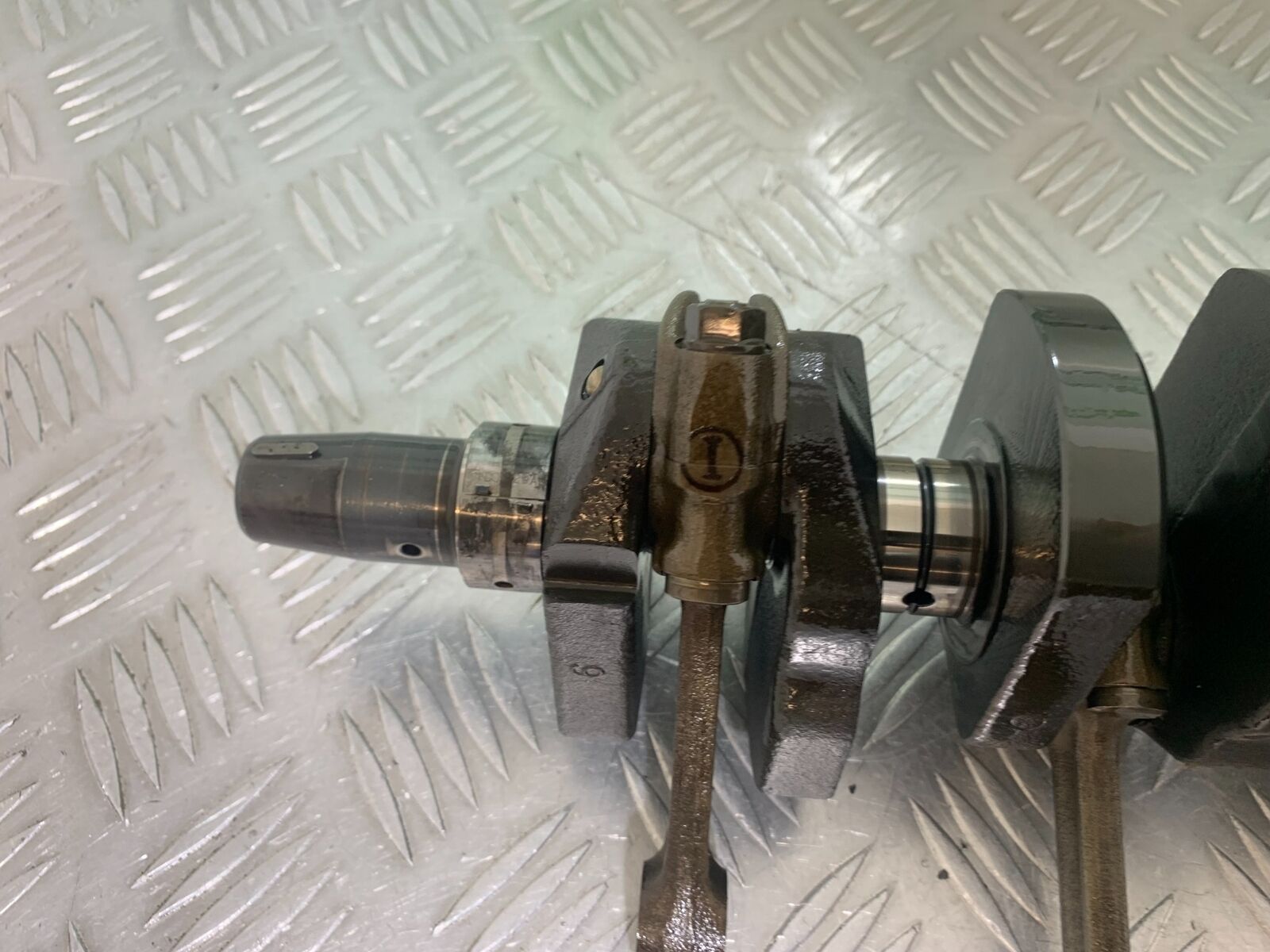 KAWASAKI ZX9R ZX9 C CRANKSHAFT  YEAR 1998-99 (STOCK 903)
