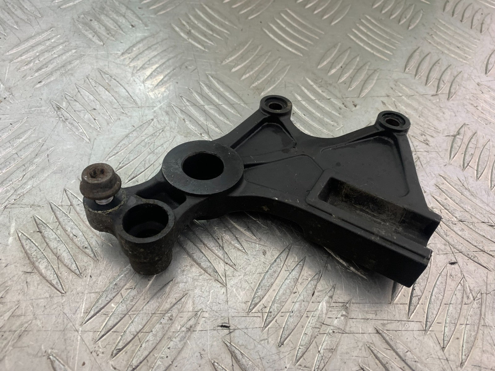 KAWASAKI 650 VERSYS REAR CALIPER BRACKET YEAR 2015-2018 (CMB1288)