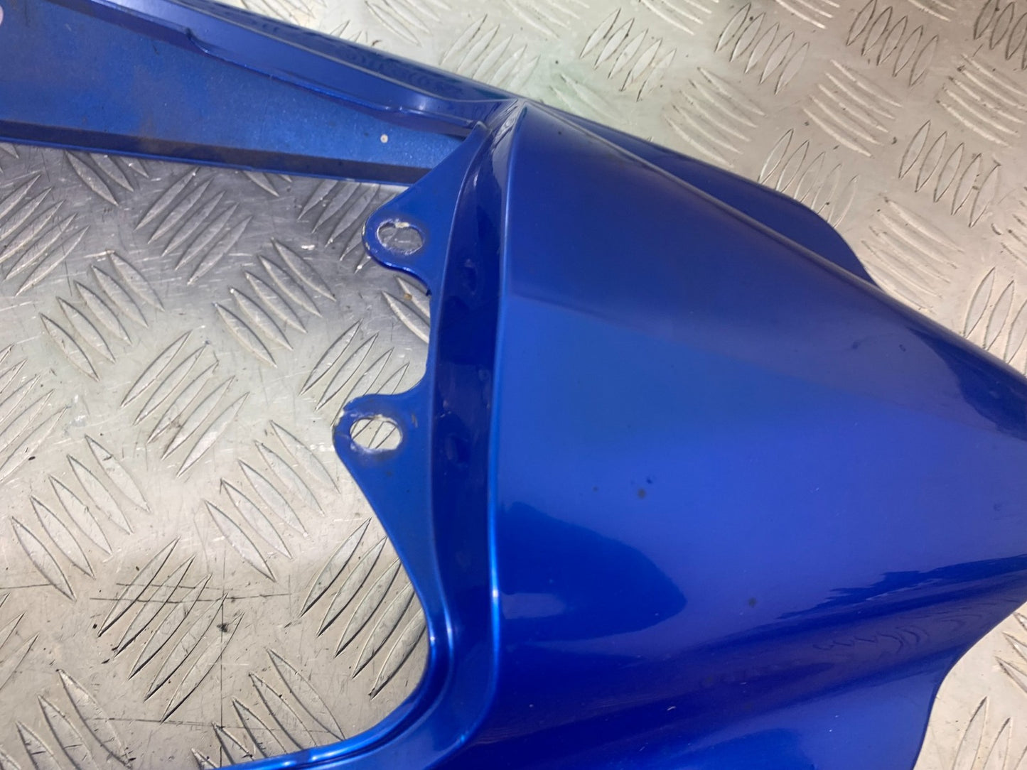 TRIUMPH 1050 SPRINT ST TAIL PIECE   YEAR 2004-2007 (CMB1197)