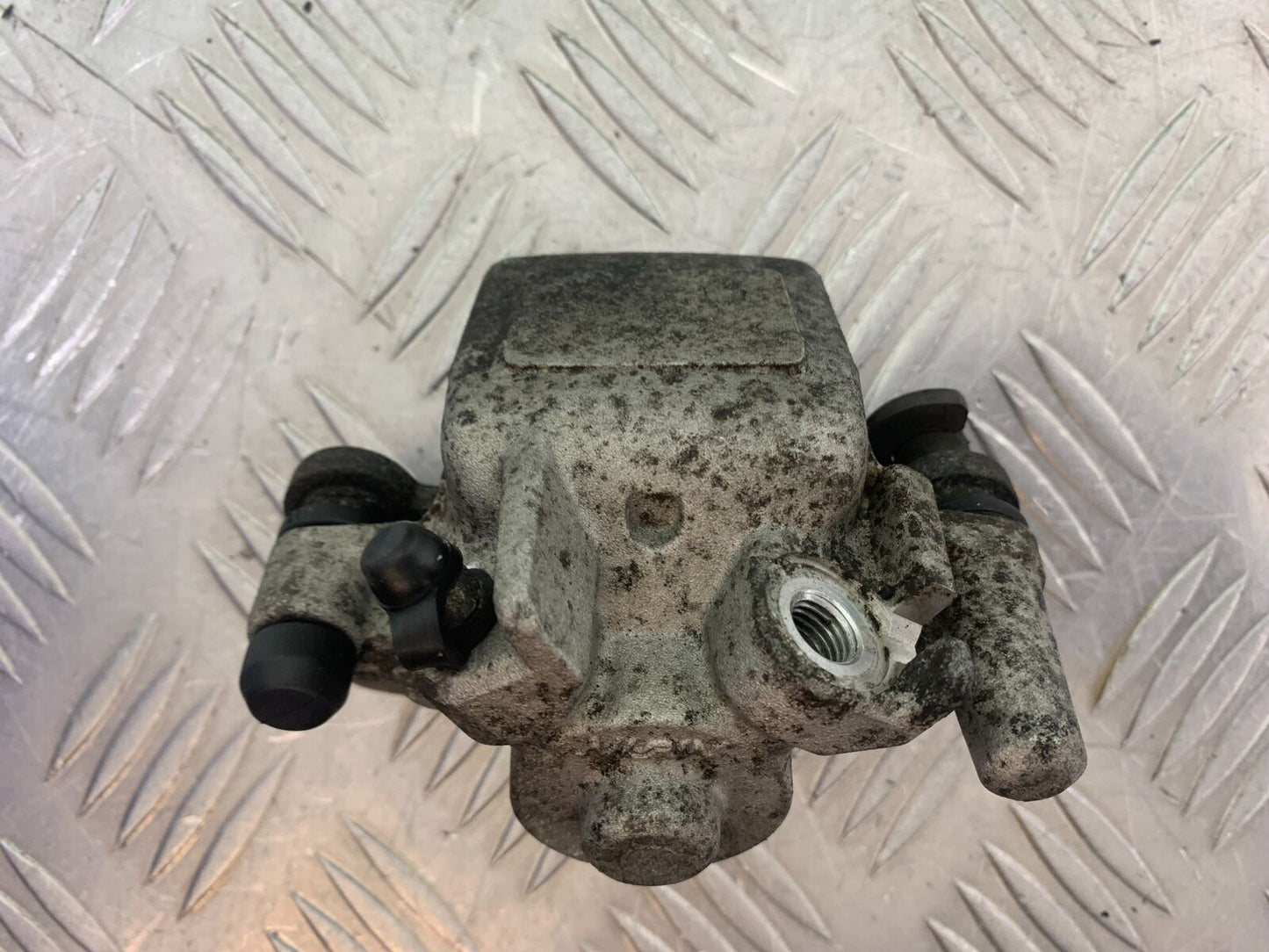 SUZUKI AN 200 UN 200 BURGMAN REAR CALIPER  YEAR 2007-09 (CMB1128)