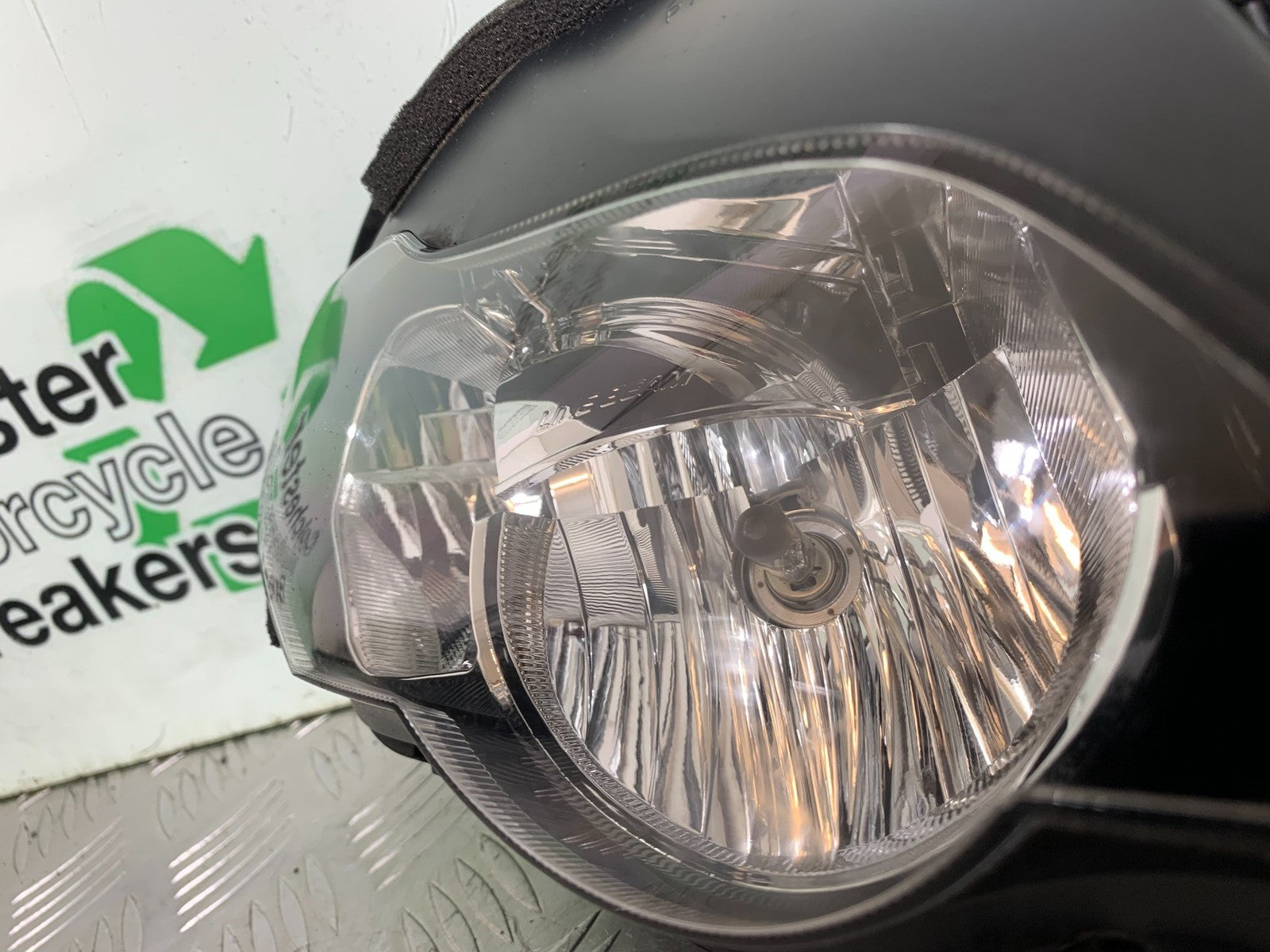 HONDA CBR1000 RR CBR1000RR FIREBLADE HEADLIGHT 2008-2011 (CMB1179)