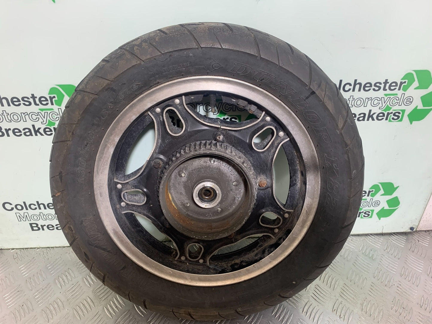 HONDA GL500 GL 500 SILVERWING REAR WHEEL YEAR 1981-82 (CMB1168)