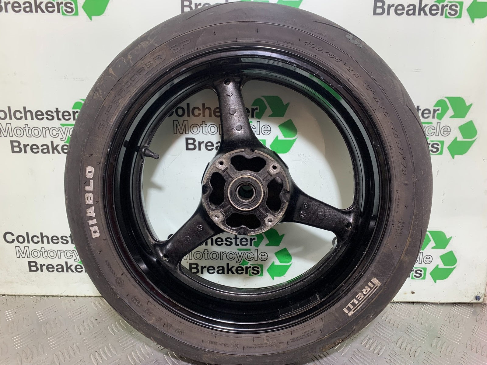 HONDA CBR1000 RR CBR1000RR FIREBLADE REAR WHEEL 2008-2011 (CMB1179)