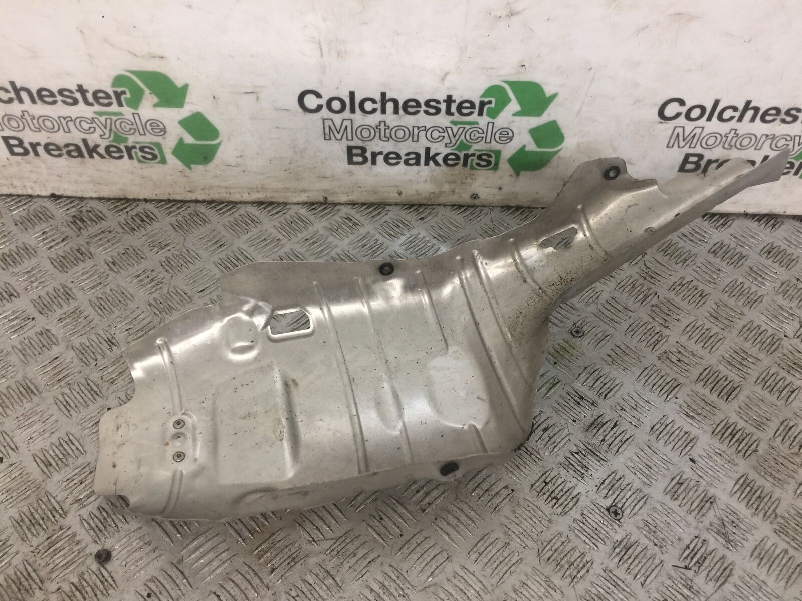 HONDA CBR600 CBR 600 RR SILENCER SHIELD  YEAR 2009-2012 (STOCK 804)