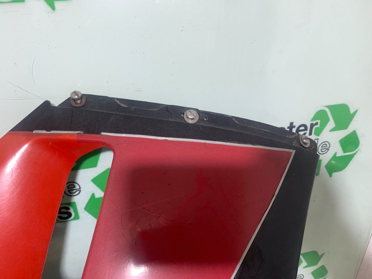HONDA VFR400 VFR 400 NC21 RIGHT FAIRING PANEL  YEAR 1986-87 (CMB1043)