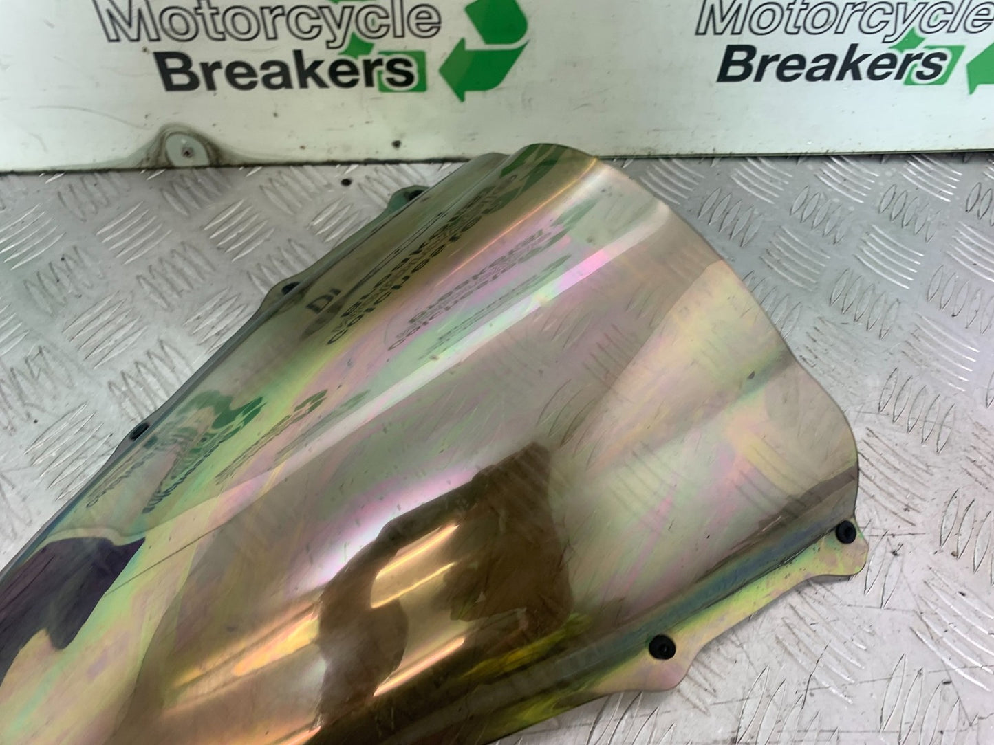 APRILIA RSV1000 R FACTORY MILLE SCREEN  2004-09 (CMB1203)