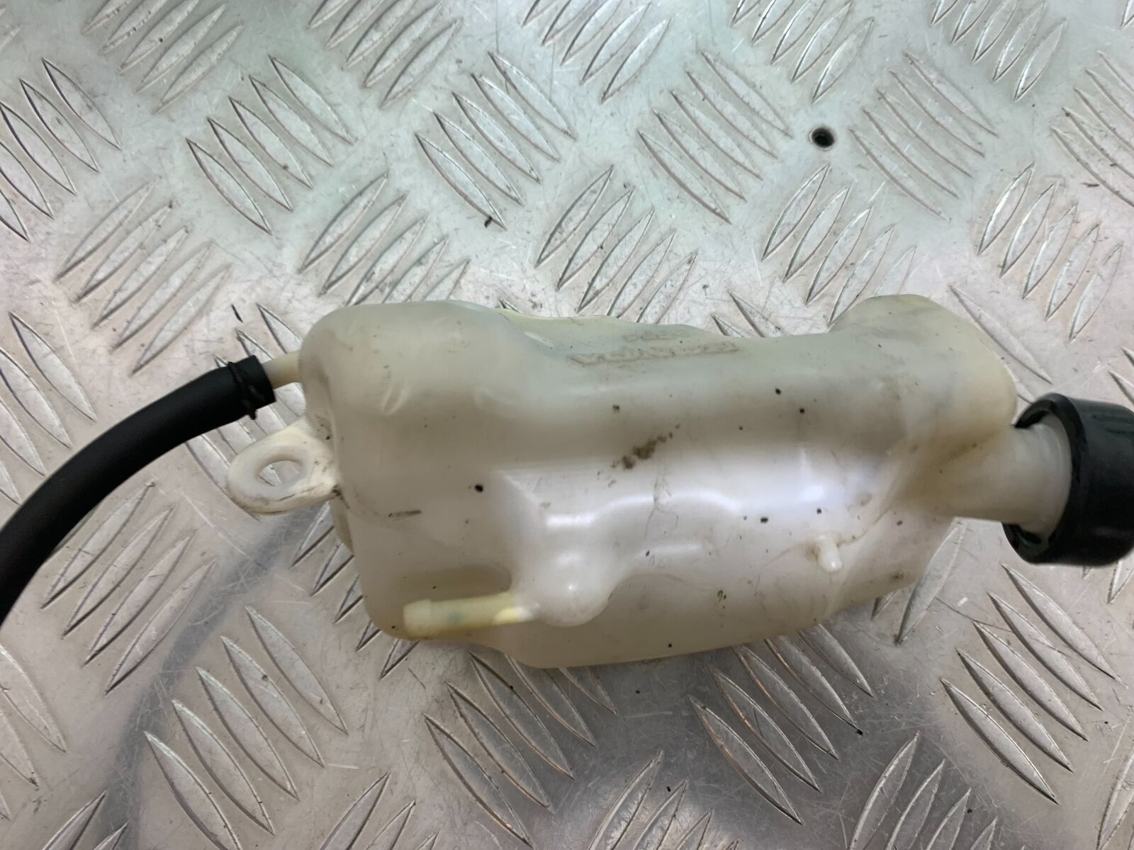 HONDA CBR650 F CBR 650F COOLANT BOTTLE YEAR 2014-2017  (STOCK 998)