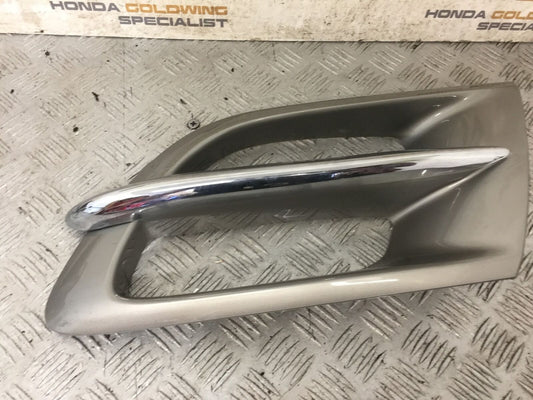 HONDA GL1800 GL 1800 RIGHT INSPECTION PANEL  YEAR 2004-10 ABS (STOCK 890)