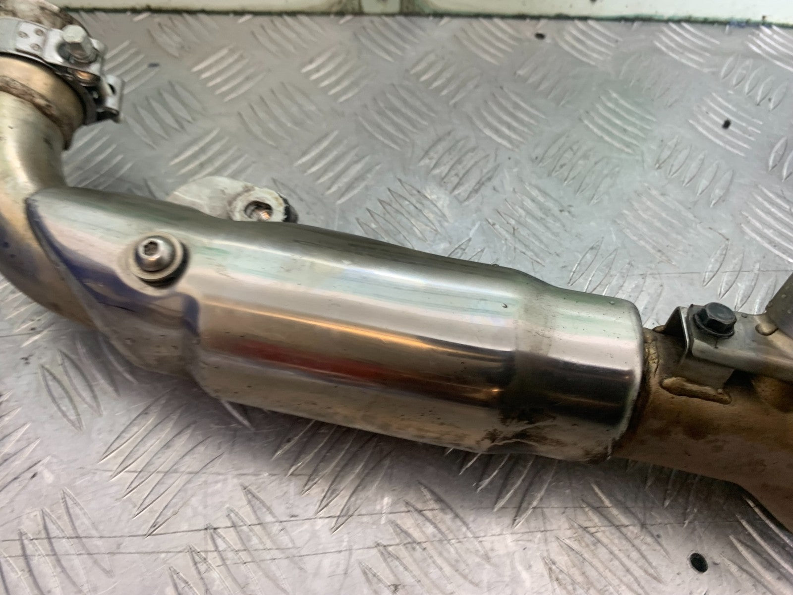 TRIUMPH 675 STREET TRIPLE R EXHAUST DOWNPIPES  YEAR 2013 - 2016 (CMB1221)