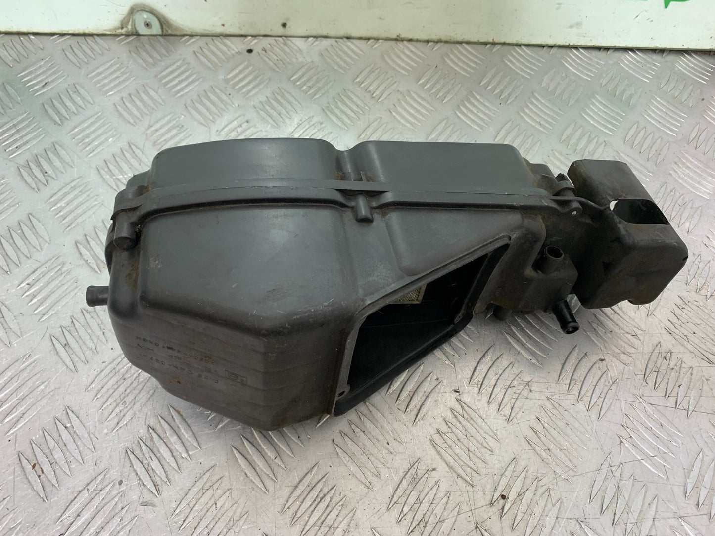 HONDA XL125 VARADERO AIRBOX   YEAR 2001-2006  (CMB1304)