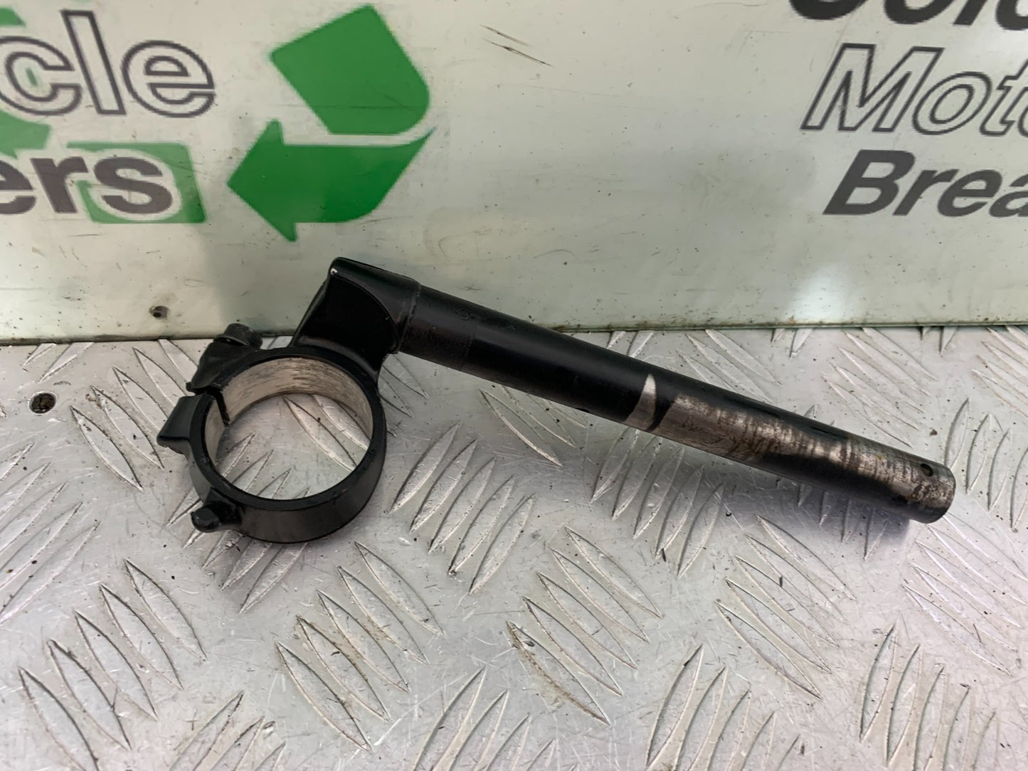 HONDA CBR1000 RR RIGHT HANDLEBAR  YEAR 2008-2011 (CMB1330)