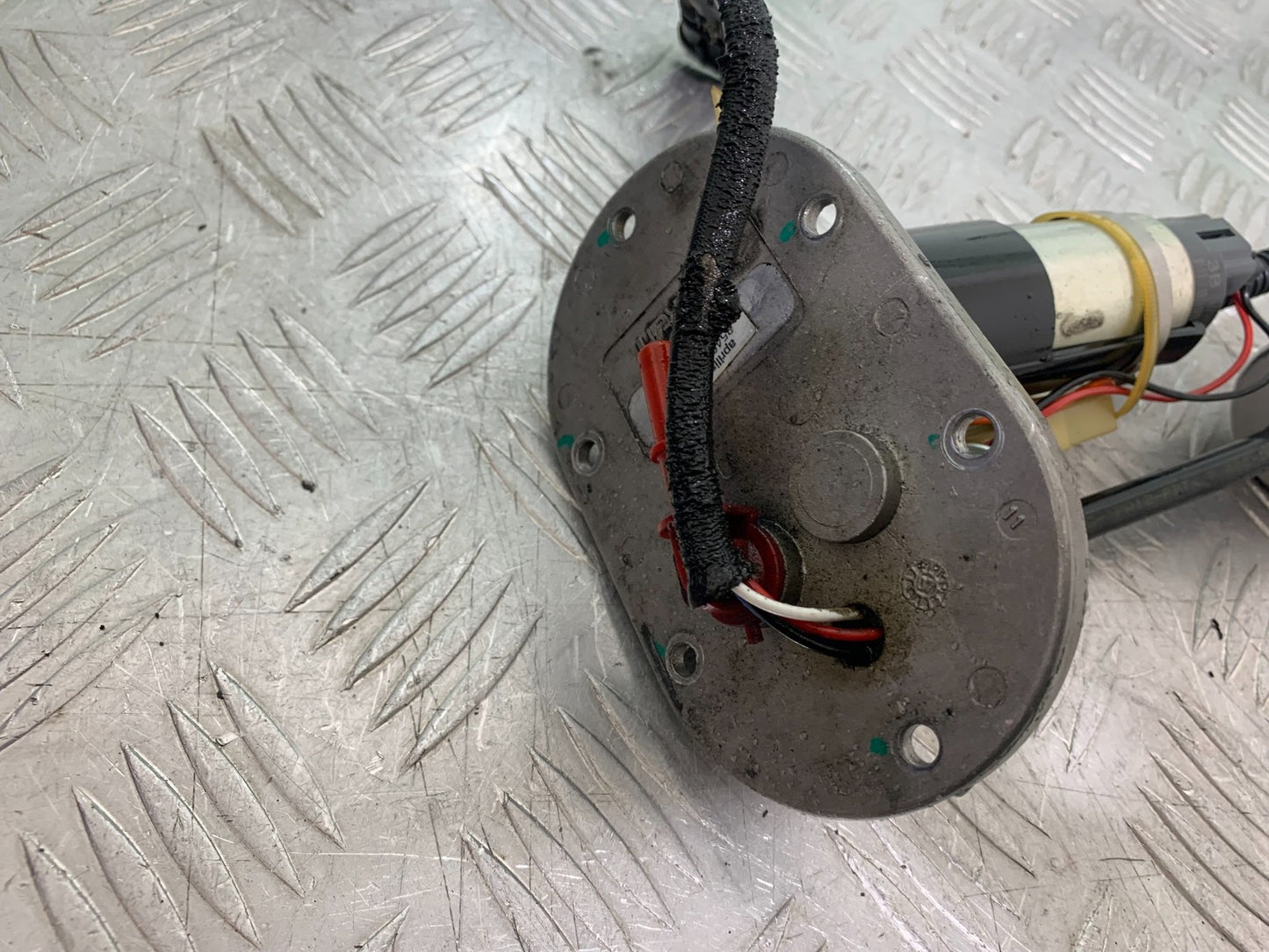 APRILIA SL750 SL 750 SHIVER PETROL PUMP  YEAR 2008-2016 (CMB1242)
