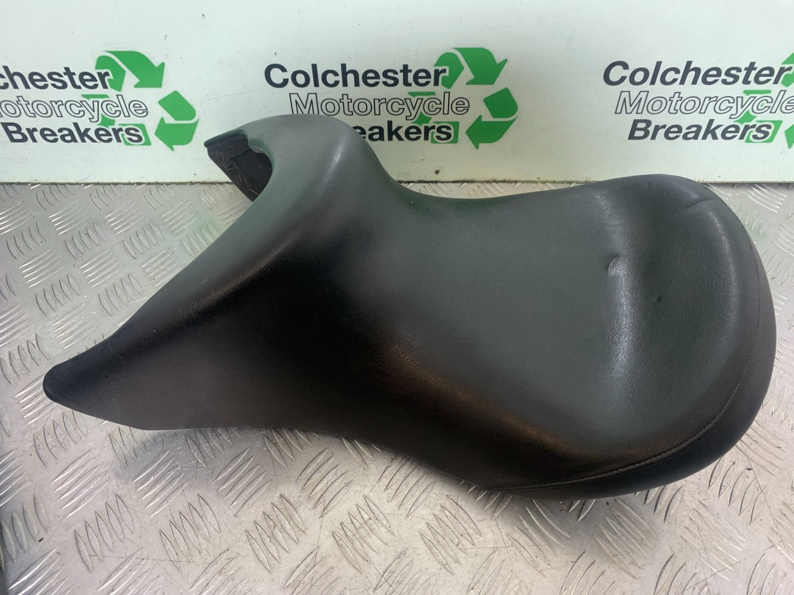 BMW R850 R R850R FRONT SEAT YEAR 1994-2002 (CMB1170)