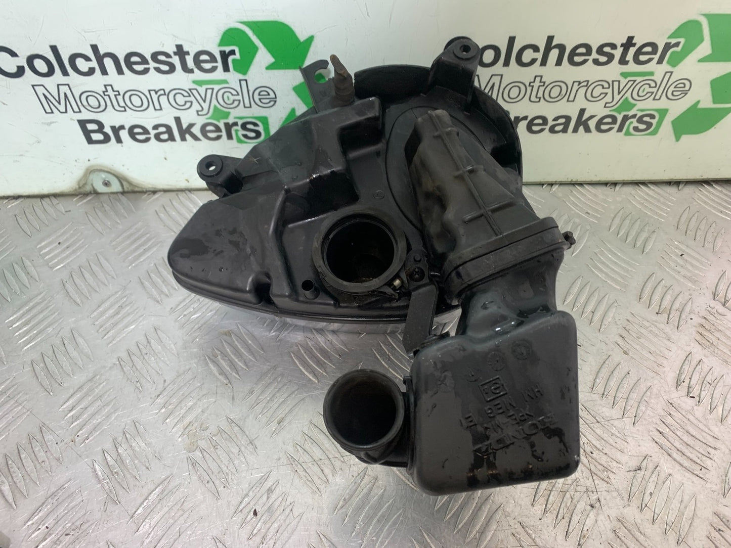 HONDA VT750 SHADOW AIRBOX   YEAR 2003-2004 (CMB1265)