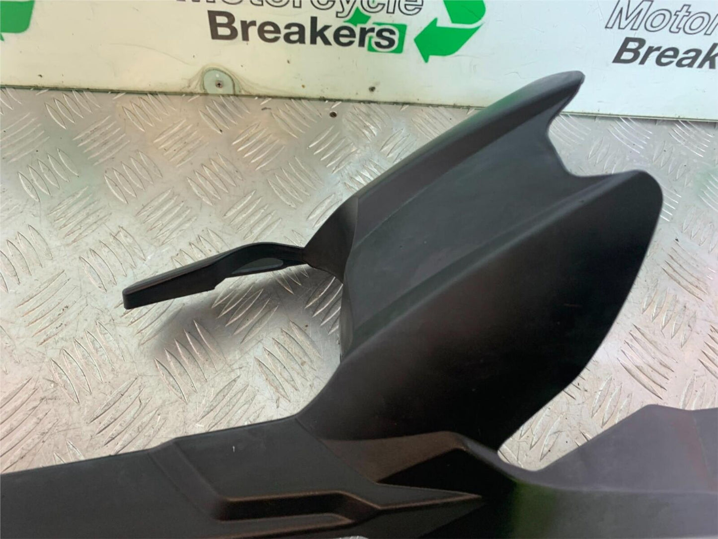 BENELLI BN125 BN 125 HUGGER   YEAR 2018-2021 (CMB1080)