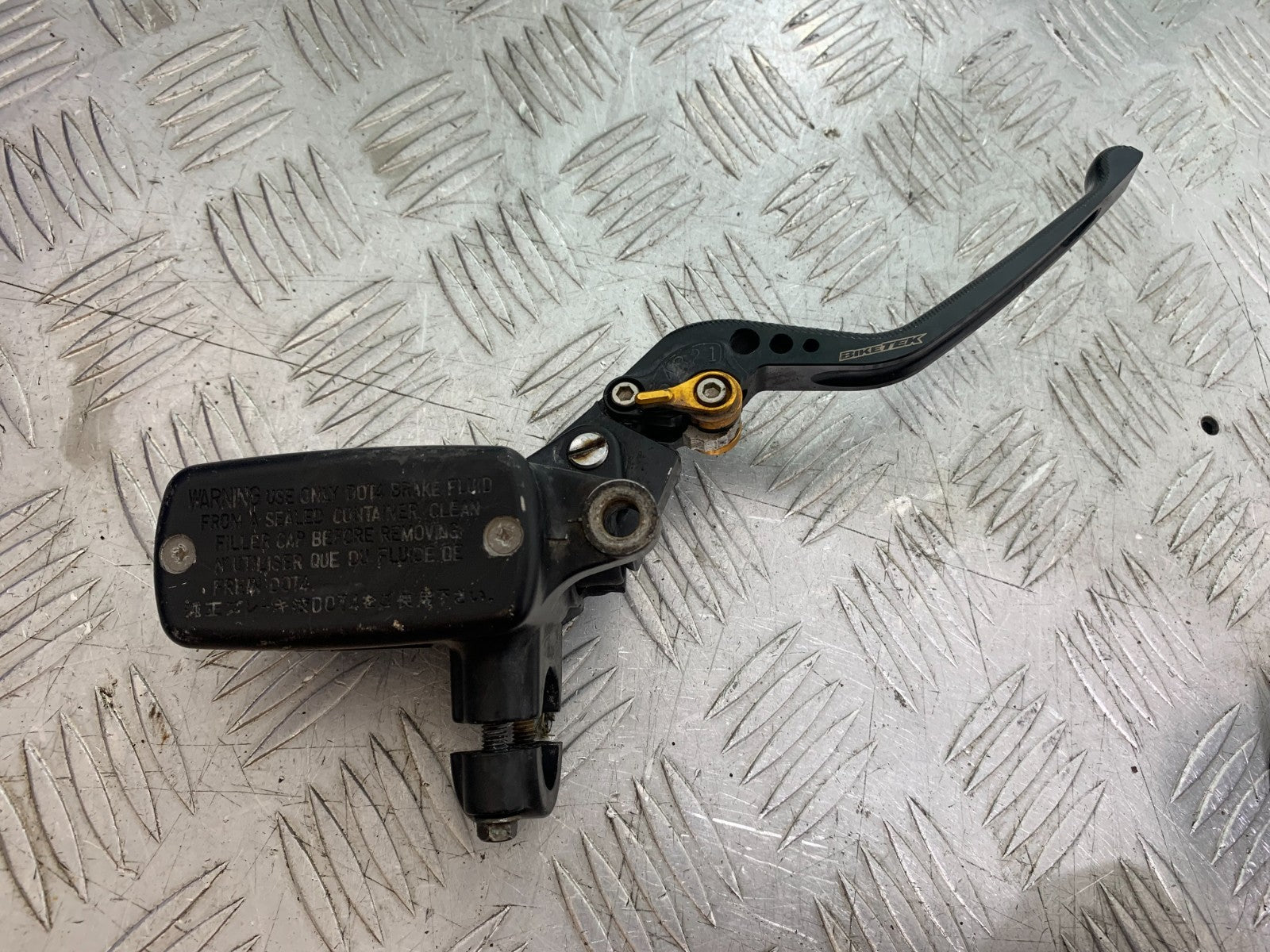 HONDA NC700 X FRONT MASTER CYLINDER  YEAR 2012-2014 (CMB1327)