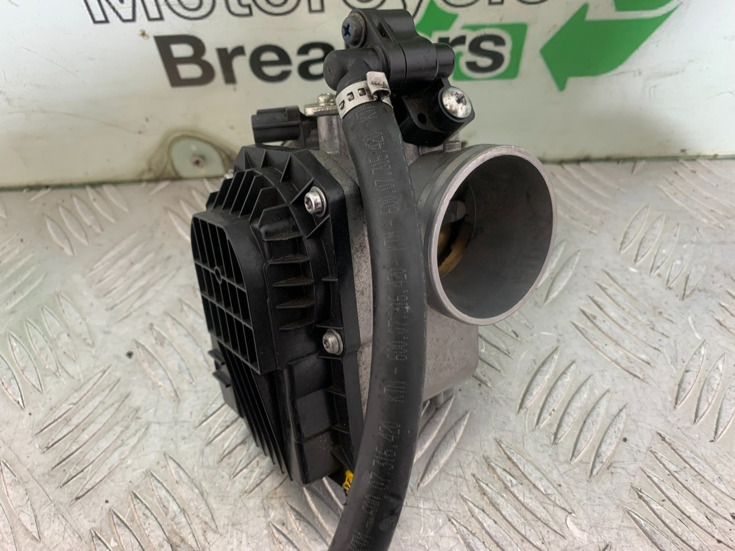 KTM 690 DUKE R LC4 THROTTLE BODY YEAR 2012-2015  (CMB1180)