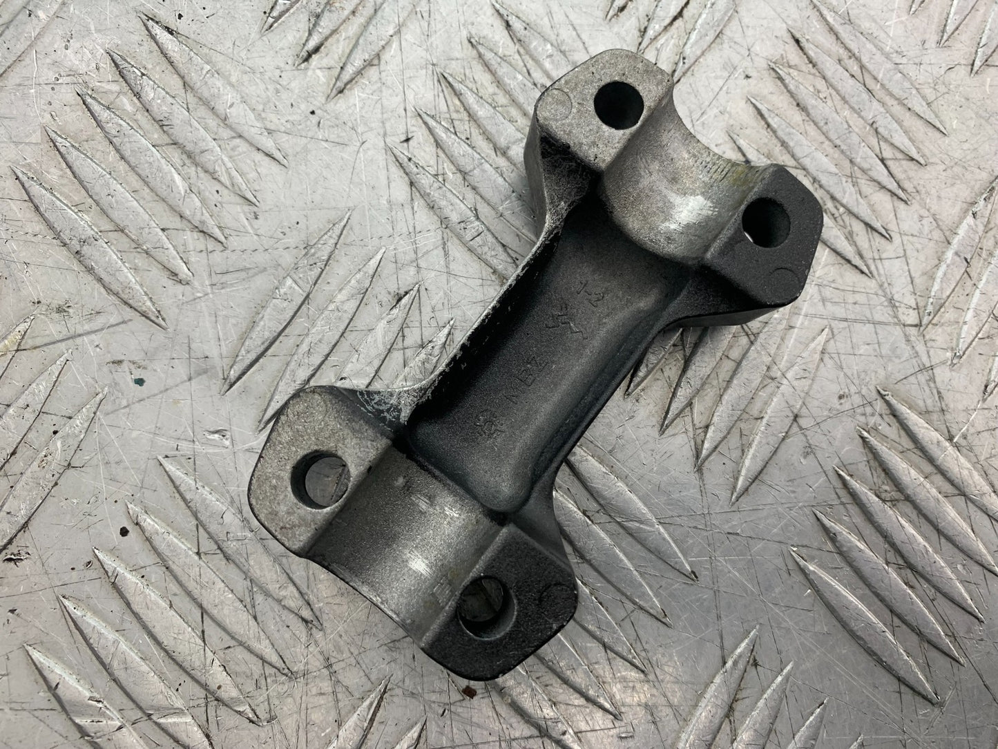 HONDA NT 700 V DEAUVILLE HANDLEBAR CLAMP  YEAR 2006-2010 (CMB1298)