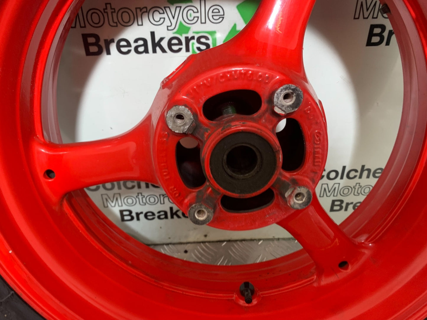 KAWASAKI ZX10R ZX 10R REAR WHEEL YEAR 2011-2015 (CMB1154)