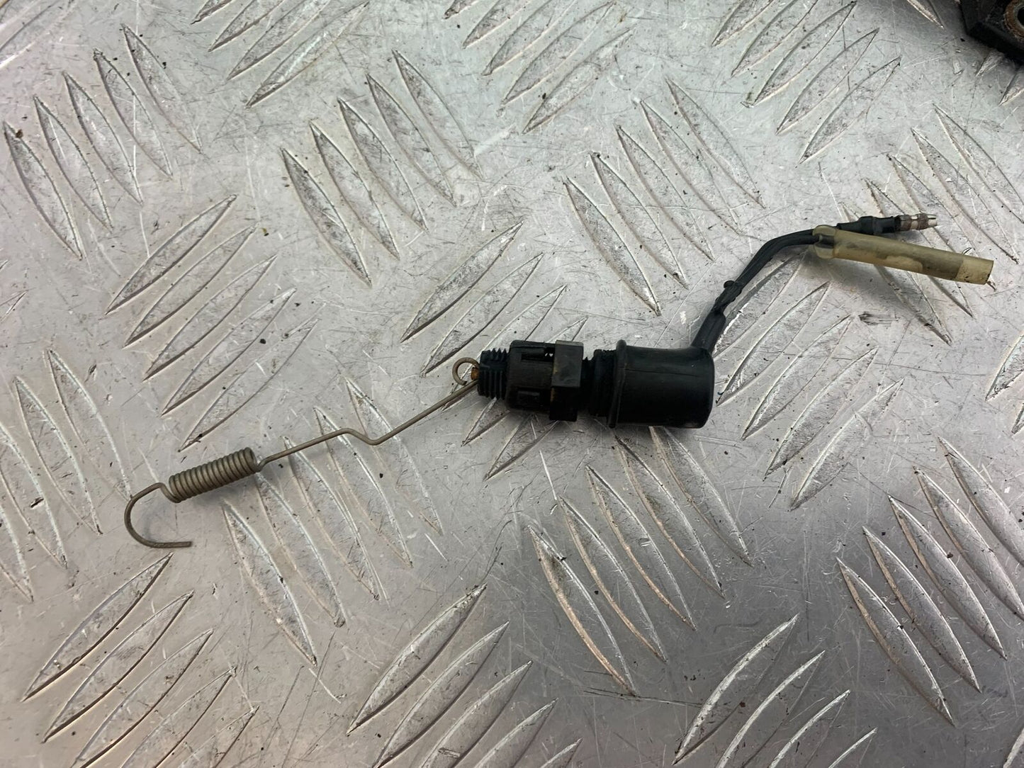 YAMAHA XS1100 MIDNIGHT SPECIAL REAR BRAKE LIGHT SWITCH  YEAR 1980-1982 (CMB1122)