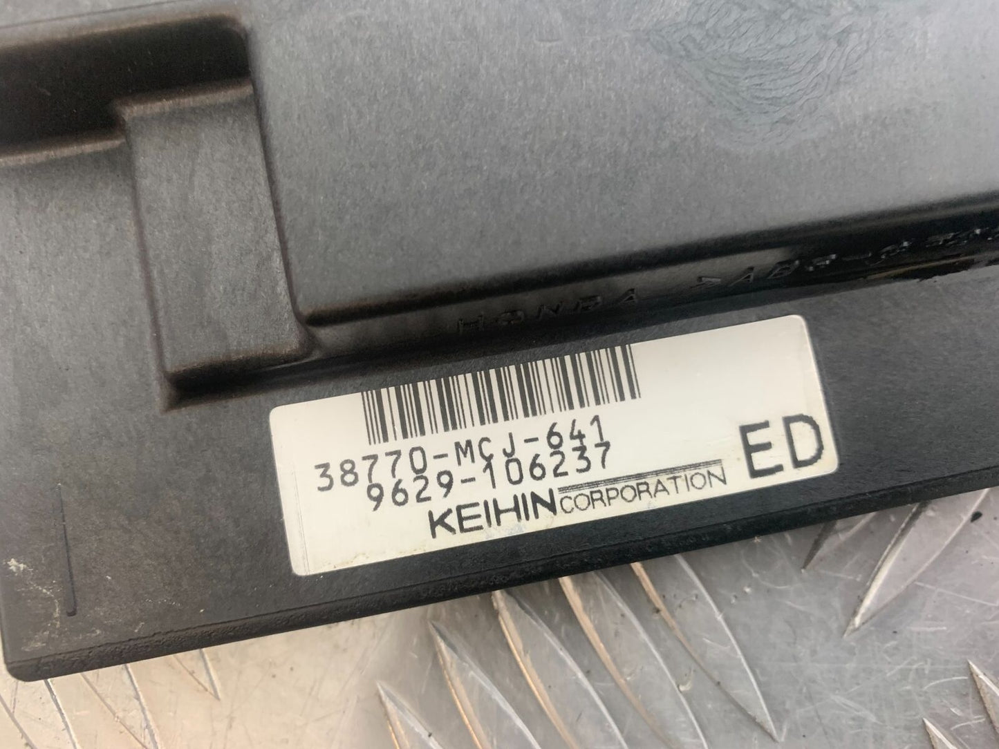 HONDA CBR 929 RRY FIREBLADE ECU LOCKS KEY  YEAR 2000-01 (CMB1026)