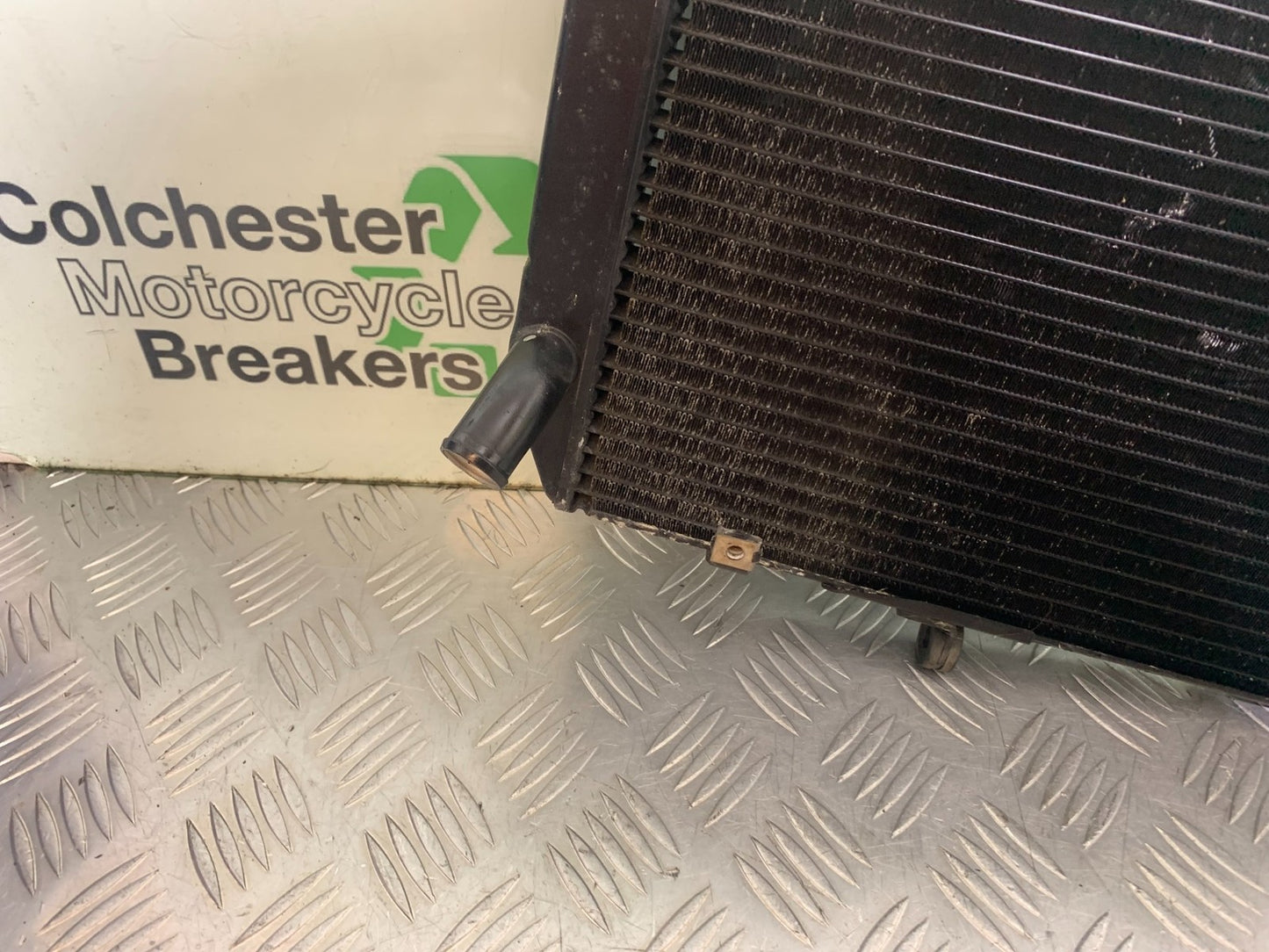 YAMAHA YZF R1 4XV RADIATOR  YEAR 1998-99 (CMB1291)